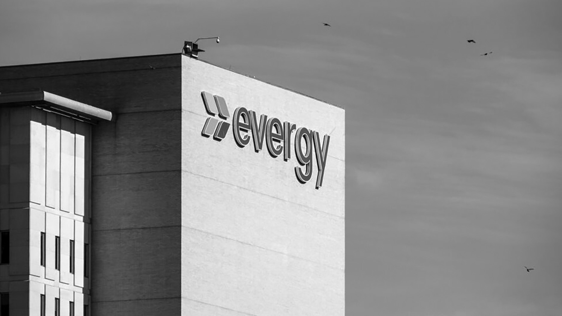Evergy blames renewable plans, inflation for 1 billion rise in